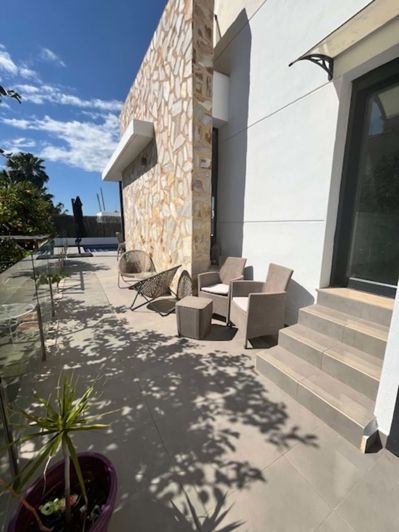 Image No.21-3 Bed Villa for sale