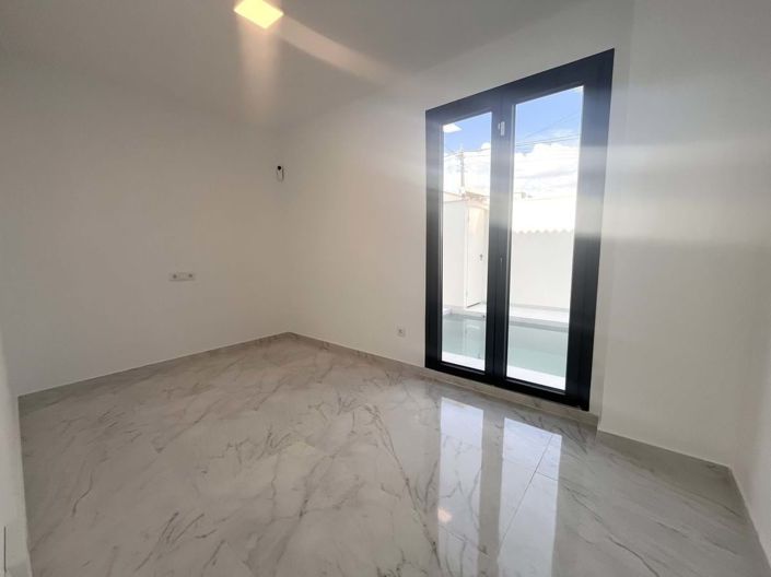 Image No.13-3 Bed Bungalow for sale