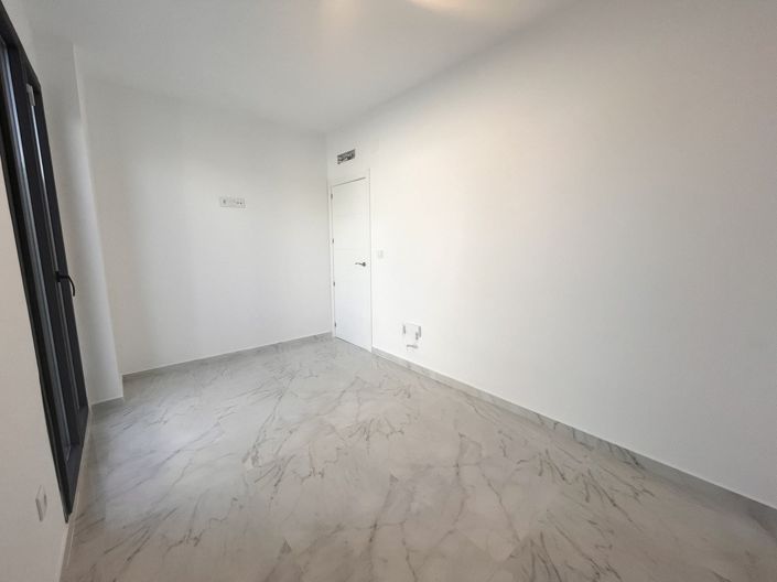 Image No.14-3 Bed Bungalow for sale