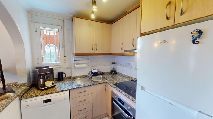 Image No.6-3 Bed Semi-Detached for sale