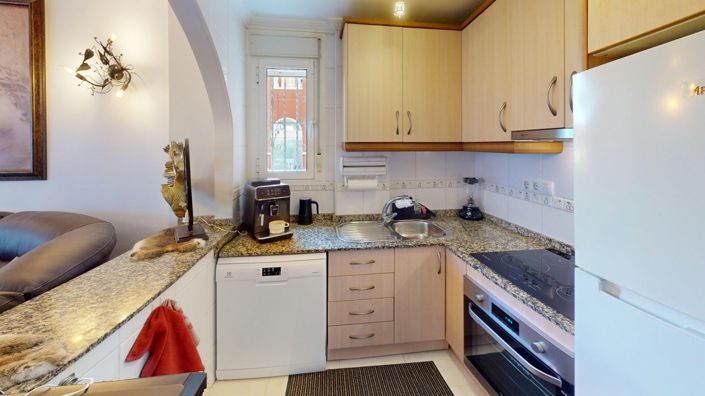 Image No.7-3 Bed Semi-Detached for sale