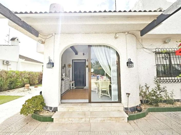 Image No.14-3 Bed Villa for sale