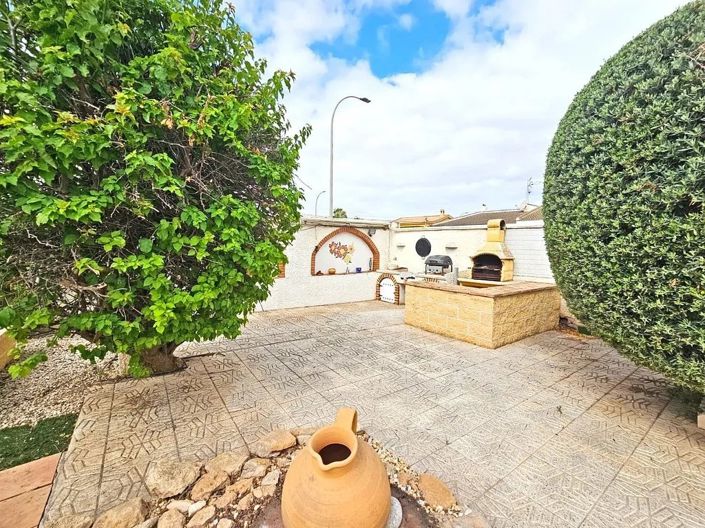 Image No.8-3 Bed Villa for sale