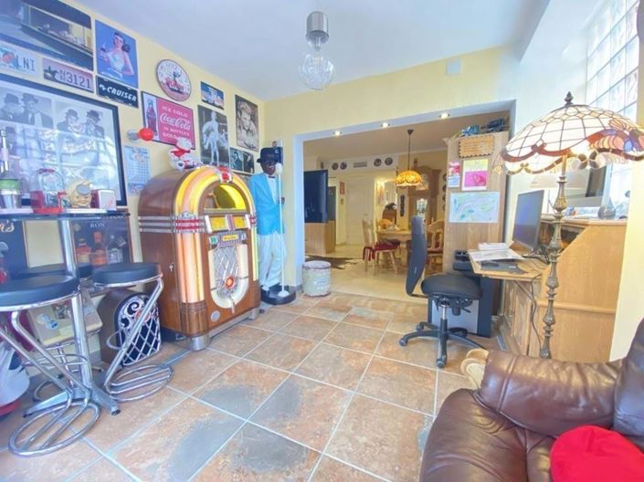 Image No.31-3 Bed Apartment for sale