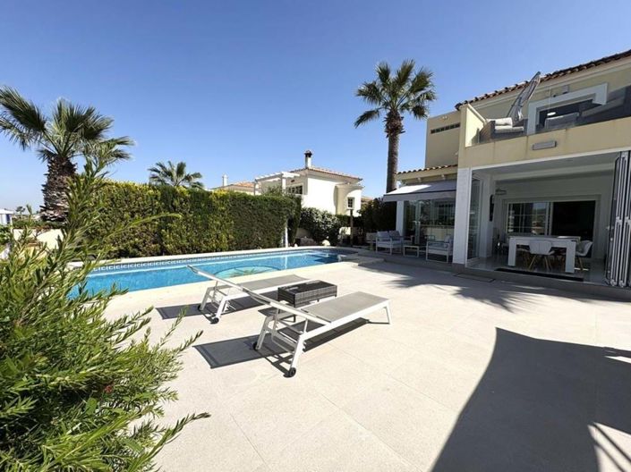 Image No.11-3 Bed Apartment for sale