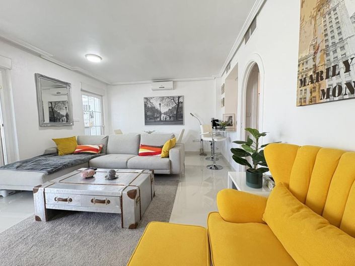 Image No.24-3 Bed Apartment for sale