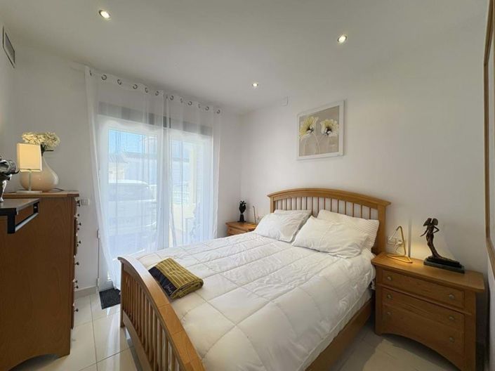 Image No.46-3 Bed Apartment for sale