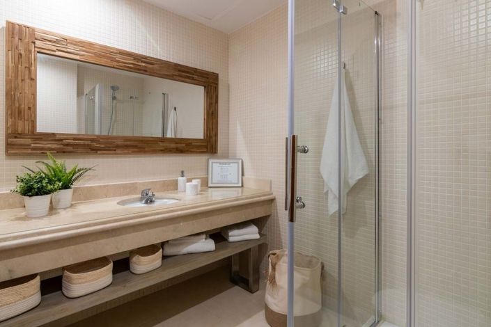 Image No.12-3 Bed Apartment for sale