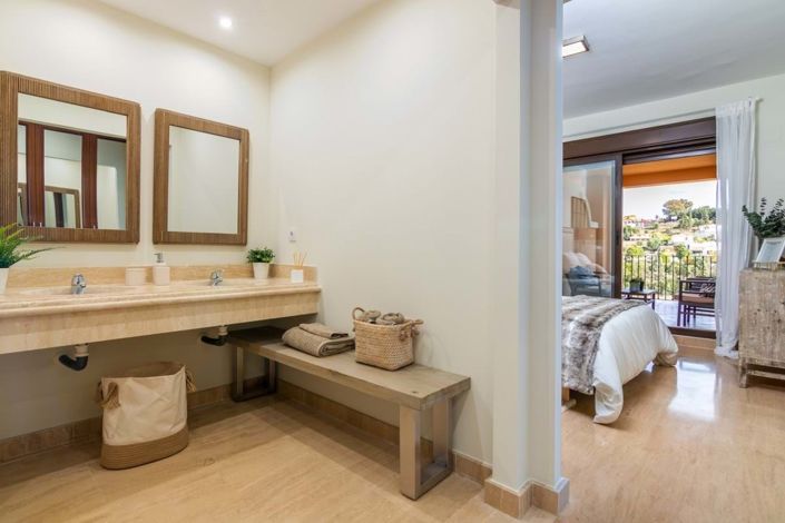 Image No.17-3 Bed Apartment for sale