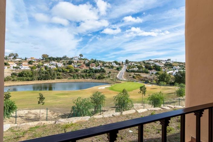 Image No.28-3 Bed Apartment for sale