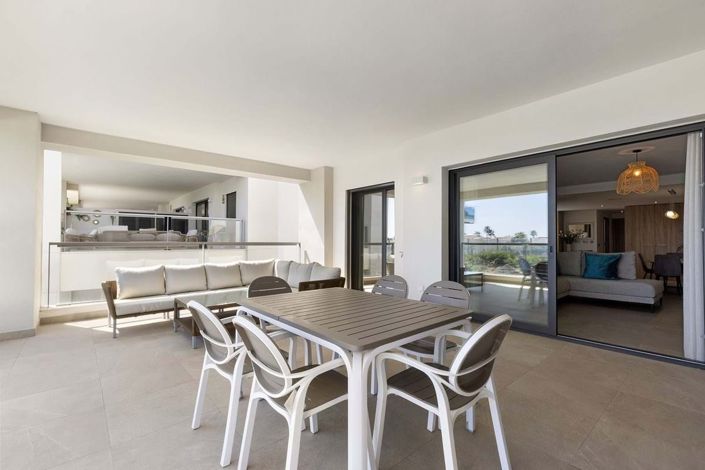 Image No.21-3 Bed Apartment for sale