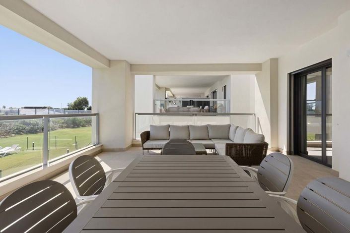 Image No.24-3 Bed Apartment for sale