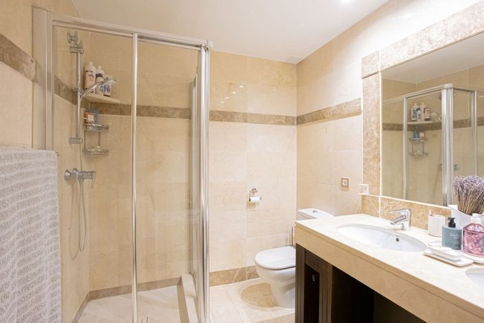 Image No.22-2 Bed Apartment for sale