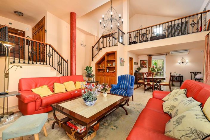 Image No.3-3 Bed Villa for sale