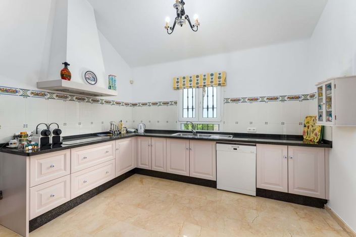 Image No.8-3 Bed Villa for sale