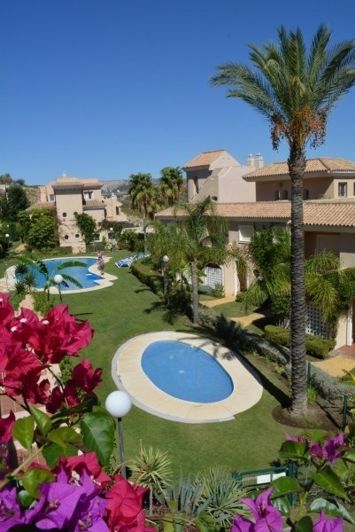 Image No.14-3 Bed Townhouse for sale