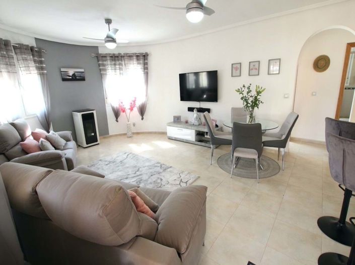 Image No.2-Villa de 5 chambres à vendre à Ciudad Quesada