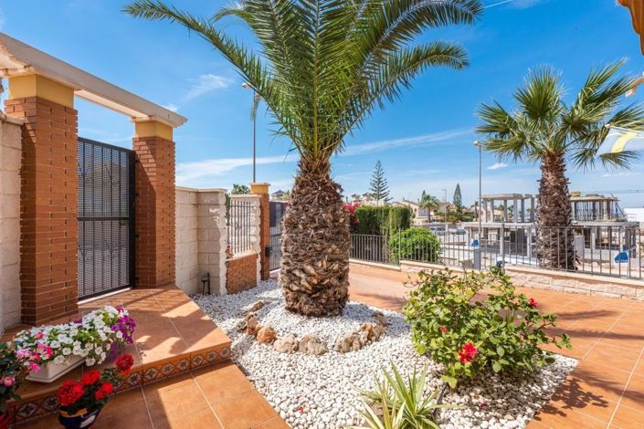 Image No.26-3 Bed Villa for sale