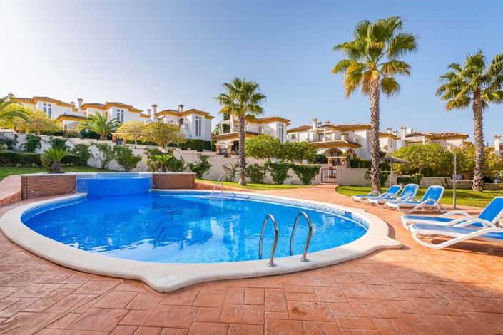 Image No.37-3 Bed Villa for sale