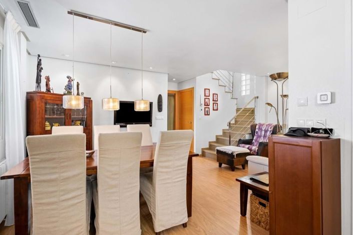 Image No.5-3 Bed Villa for sale