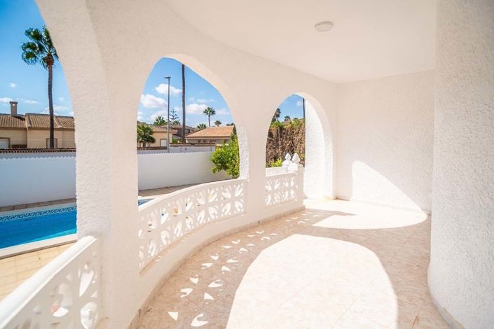 Image No.8-Villa de 4 chambres à vendre à Ciudad Quesada