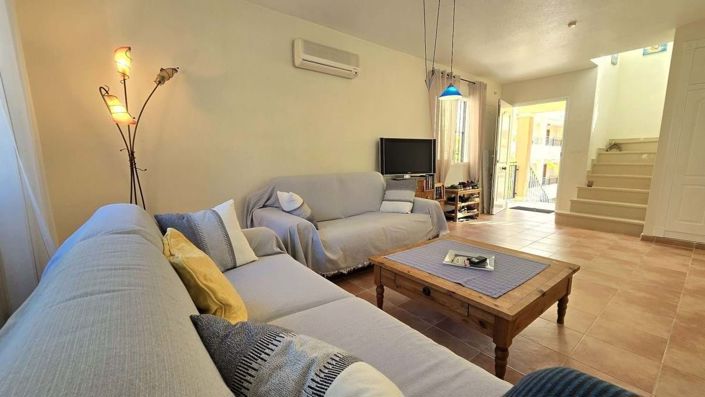 Image No.5-3 Bed Villa for sale