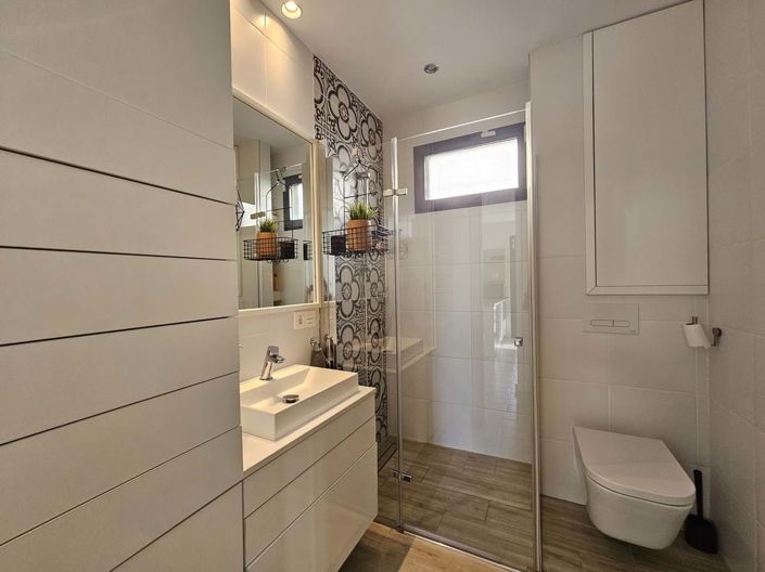 Image No.19-3 Bed Villa for sale