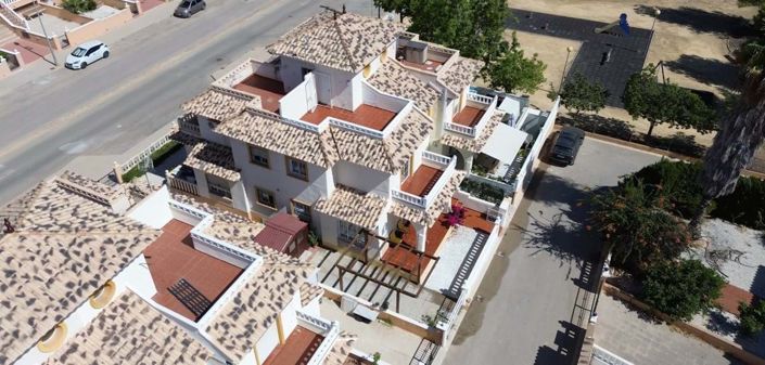 Image No.3-3 Bed Townhouse for sale