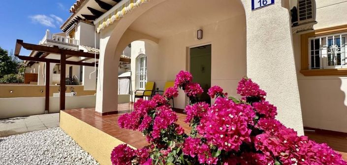 Image No.39-3 Bed Townhouse for sale