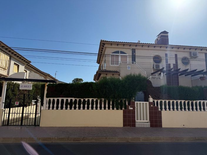 Image No.17-2 Bed Bungalow for sale