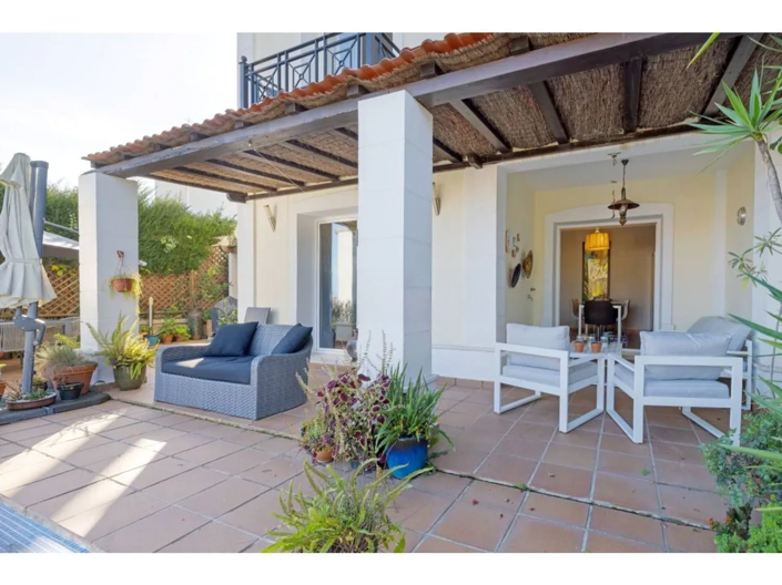 Image No.3-Villa de 4 chambres à vendre à Sotogrande playa