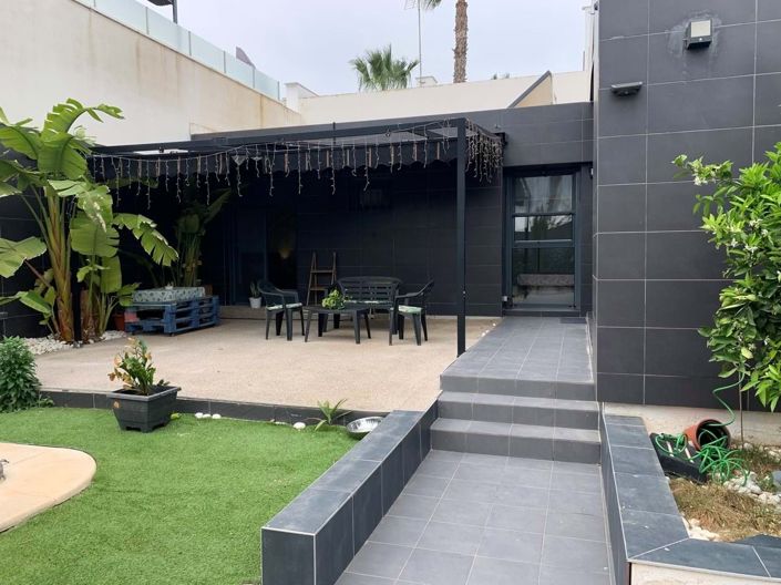 Image No.24-2 Bed Bungalow for sale