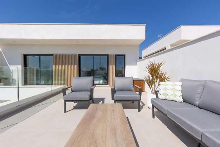 Image No.35-3 Bed Villa for sale