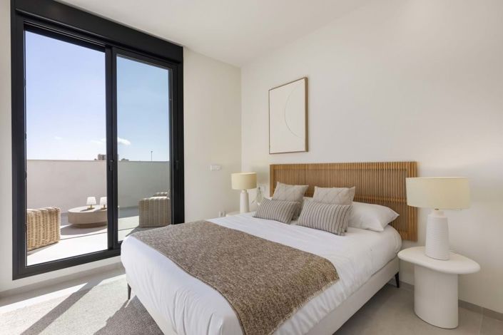 Image No.62-3 Bed Villa for sale