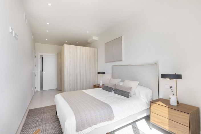 Image No.65-3 Bed Villa for sale