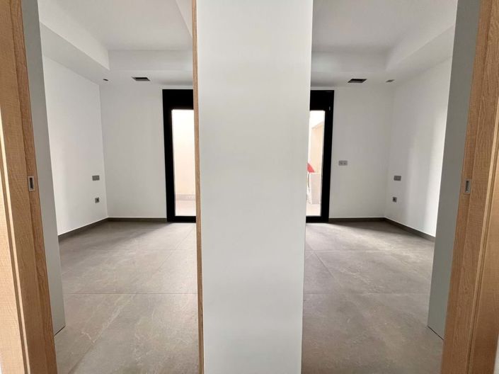 Image No.14-3 Bed Villa for sale