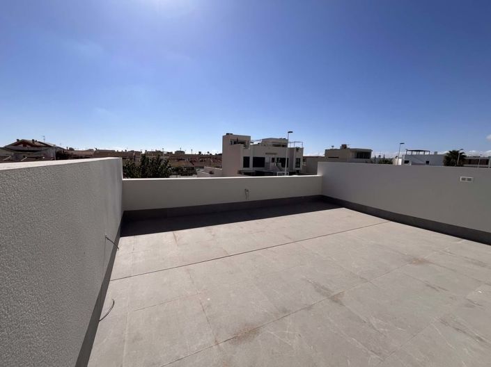 Image No.23-3 Bed Villa for sale