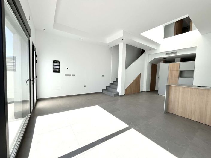 Image No.5-3 Bed Villa for sale