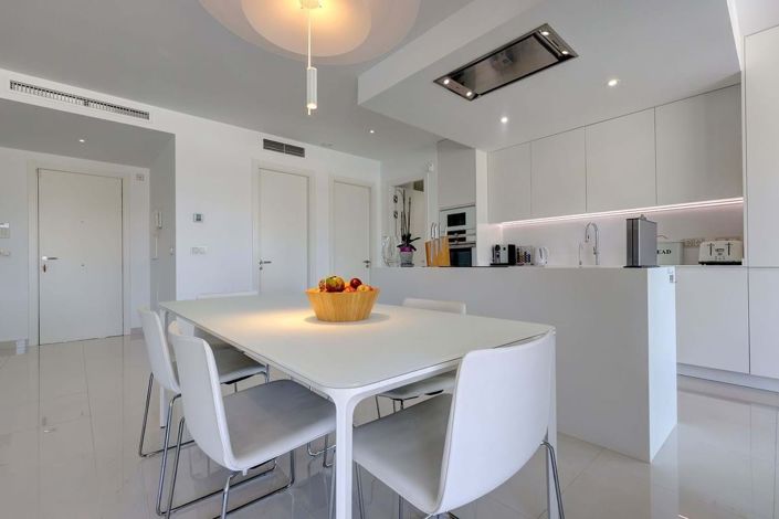 Image No.6-Propriété de 4 chambres à vendre à Estepona