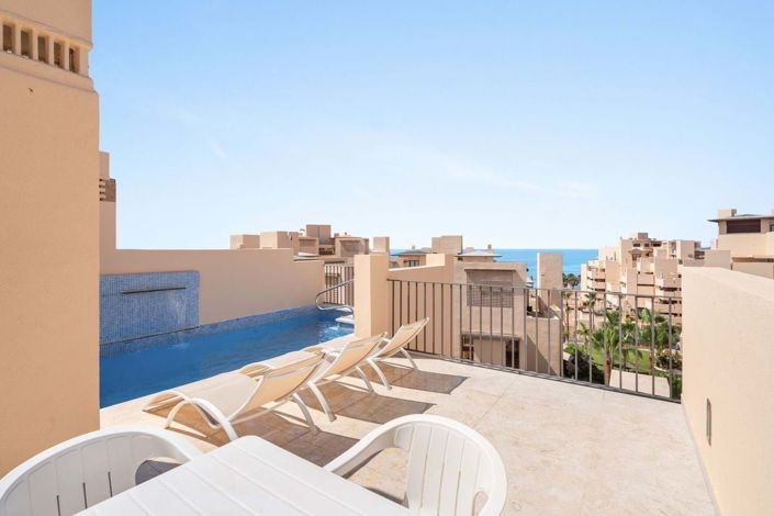 Image No.1-4 Bed Penthouse for sale