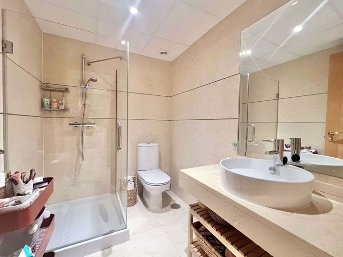 Image No.21-2 Bed Apartment for sale