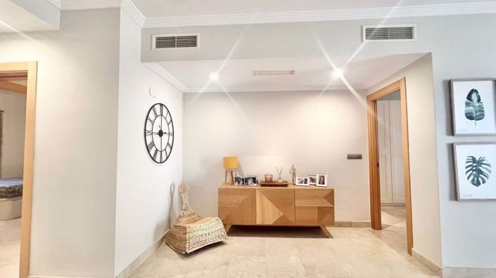 Image No.8-2 Bed Apartment for sale