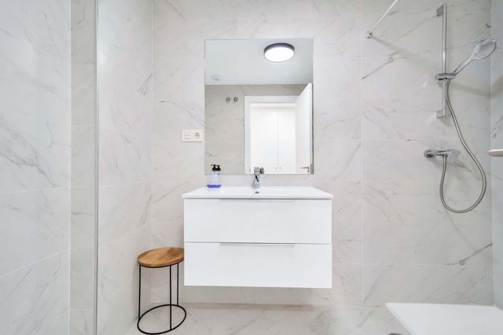 Image No.23-2 Bed Apartment for sale