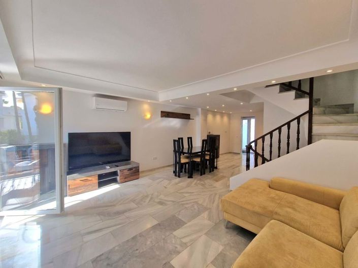 Image No.13-3 Bed Townhouse for sale