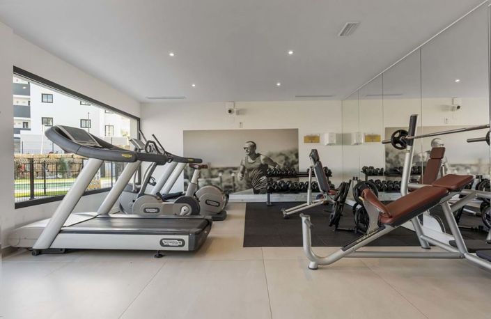 Image No.25-2 Bed Apartment for sale