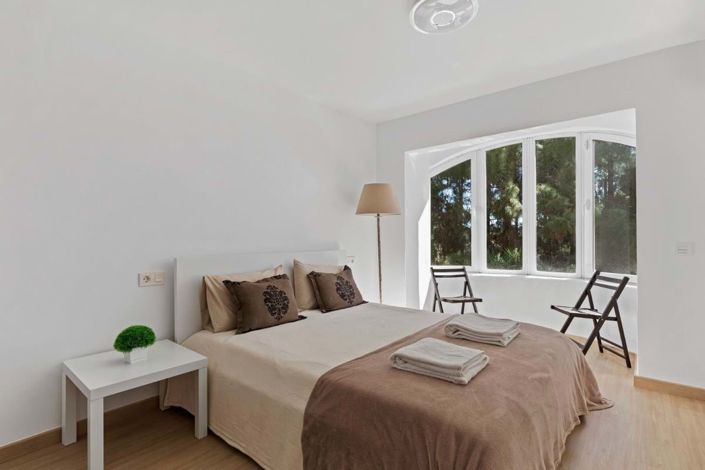 Image No.12-2 Bed Townhouse for sale