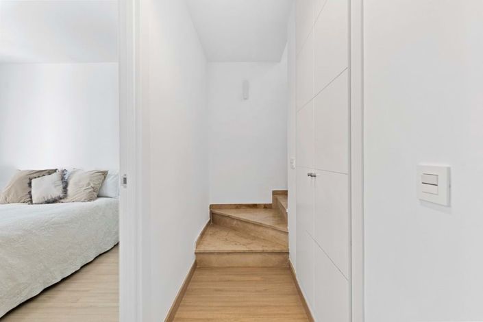 Image No.24-2 Bed Townhouse for sale