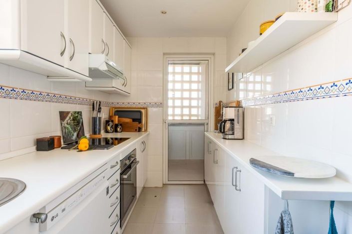 Image No.11-3 Bed Apartment for sale