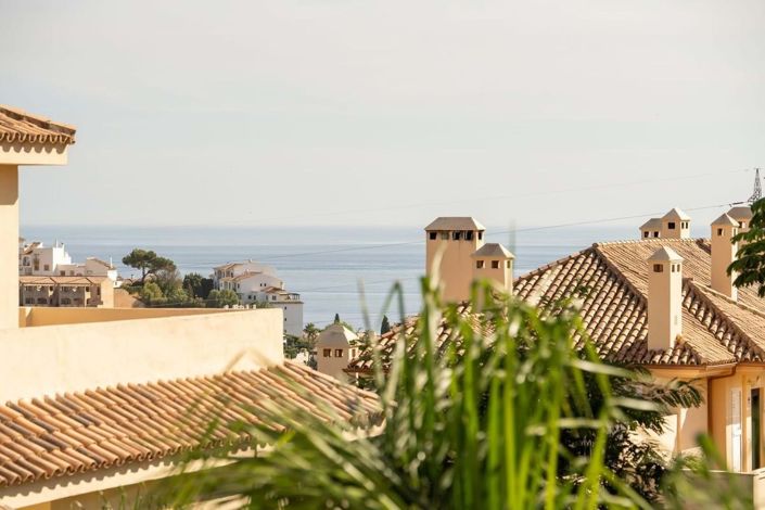 Image No.24-3 Bed Apartment for sale