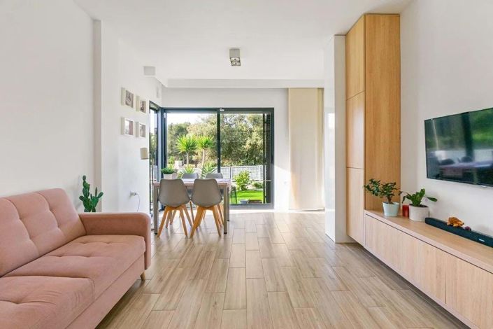 Image No.2-3 Bed Villa for sale